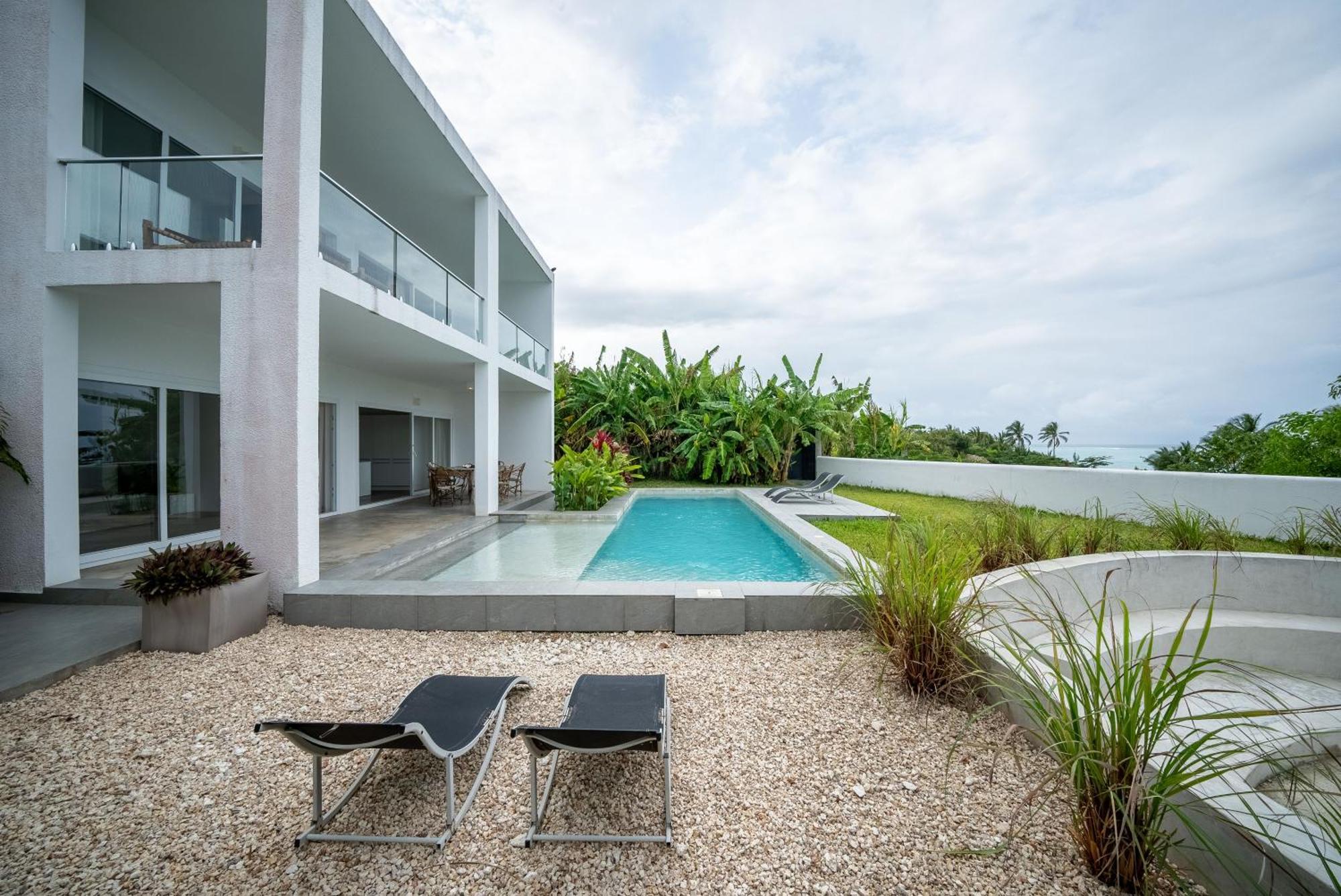 Willa Oceanview Manzini With Private Pool Zanzibarhouses